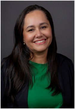 Foto de Ana Cláudia Almeida, associada da AMAI